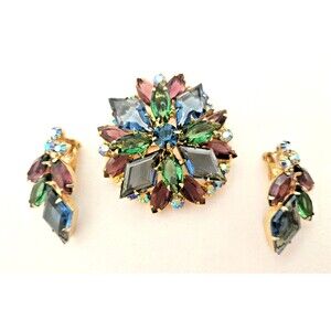 Vintage Juliana D&E Windsom Pin Brooch Earrings Demi-Parure Book Piece Page 157